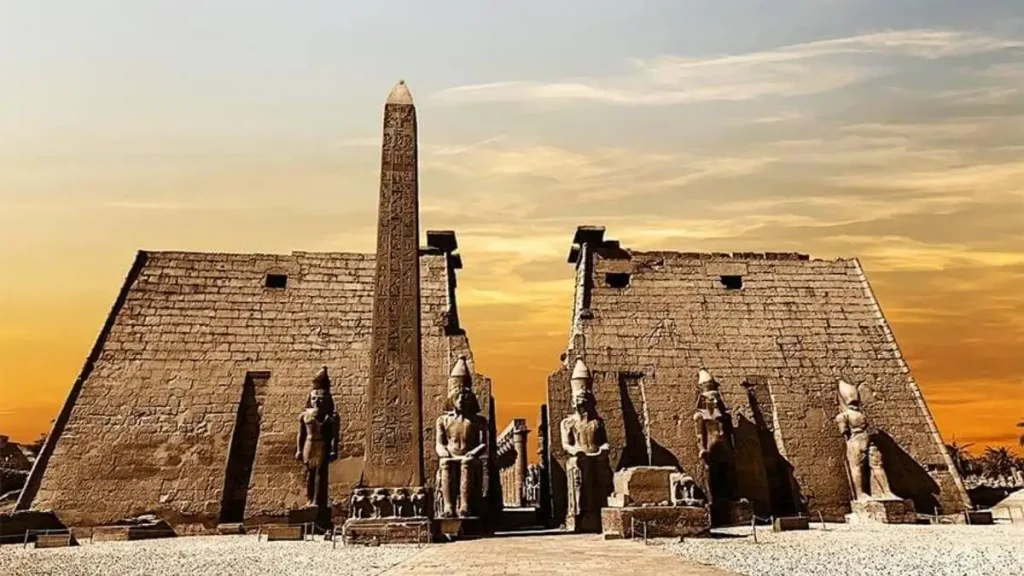 Private Luxor Tours exploring ancient Egyptian temples
